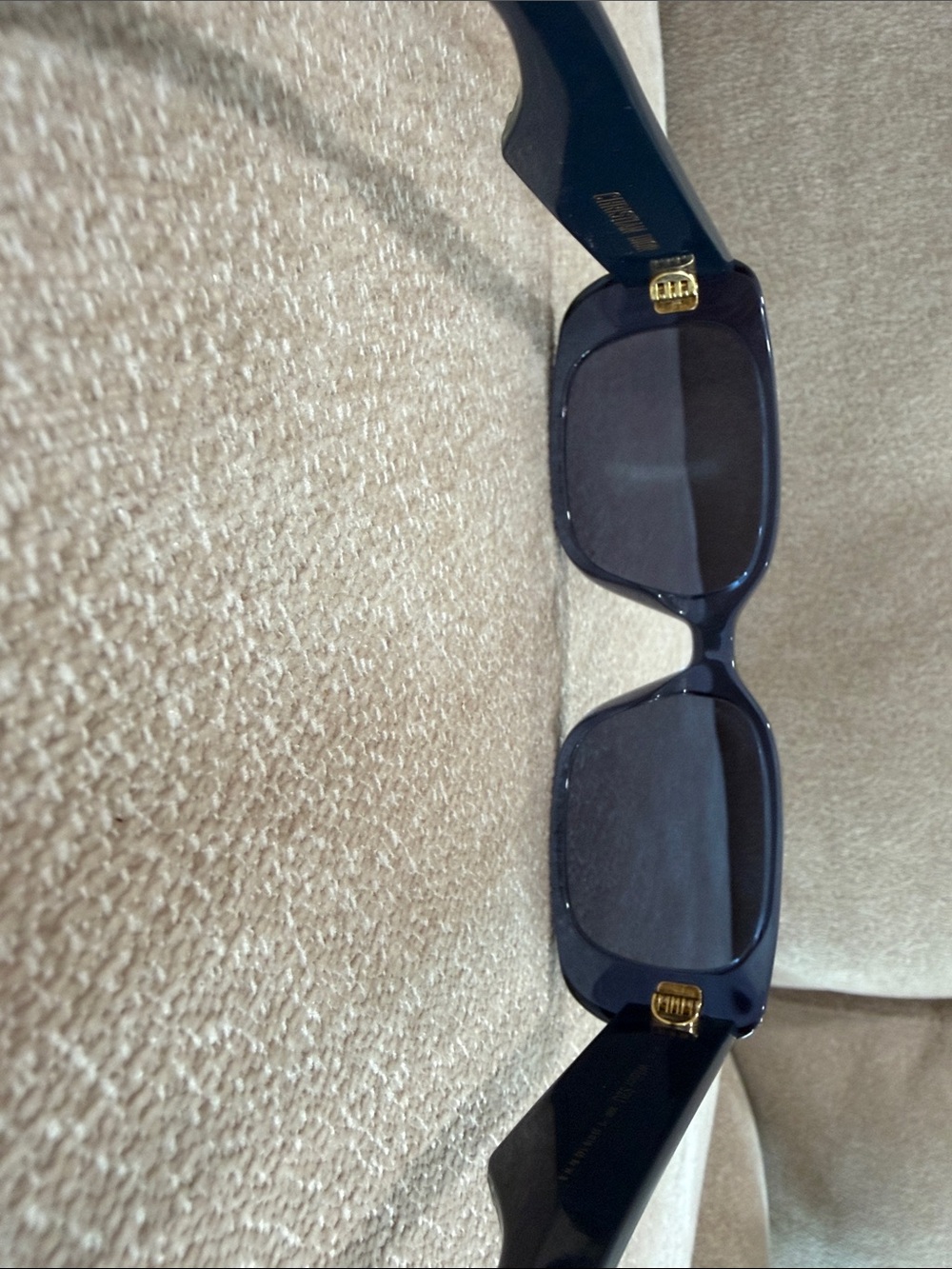 Dior woman’s Wildior S2U sunglasses. Blue Square Sunglasses with Logo Temple - Picture 5 of 5
